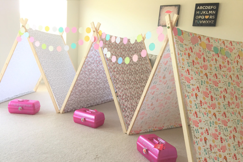 DIY {Easy + Fast!} No Sew Tent | Houston Moms Blog