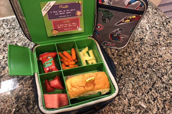 Back to School Lunches :: Making Healthy Choices | Houston Moms Blog