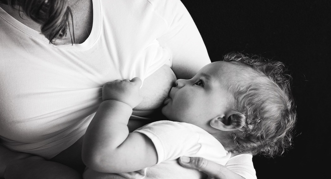 Breastfeeding Pain:: Why You Should SPEAK UP When it Hurts | Houston Moms Blog