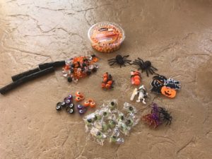 Easy Fall Crafting:: DIY Wreath and Halloween Sensory Bin