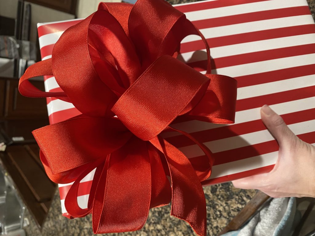 The Holy Trinity of Gift Wrapping:: Secrets from an Overachiever