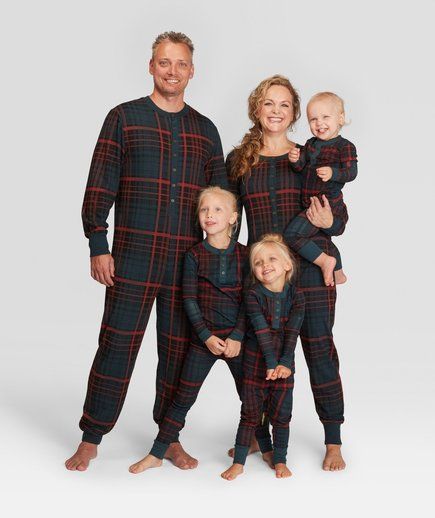 family of 5 in plaid pajamas