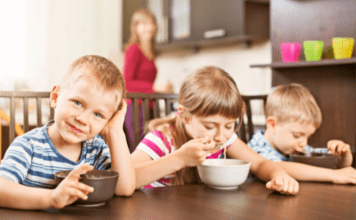 kids eating soup
